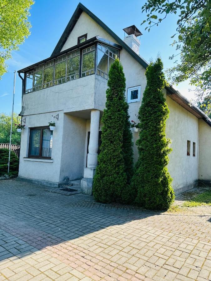 Villa Svetes House - Garden & Bbq & Parking Liepāja Esterno foto