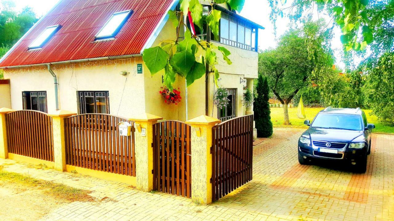 Villa Svetes House - Garden & Bbq & Parking Liepāja Esterno foto