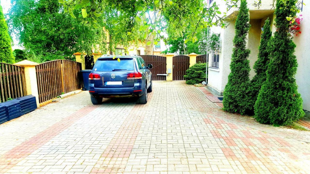 Villa Svetes House - Garden & Bbq & Parking Liepāja Esterno foto